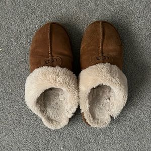 Ugg slippers